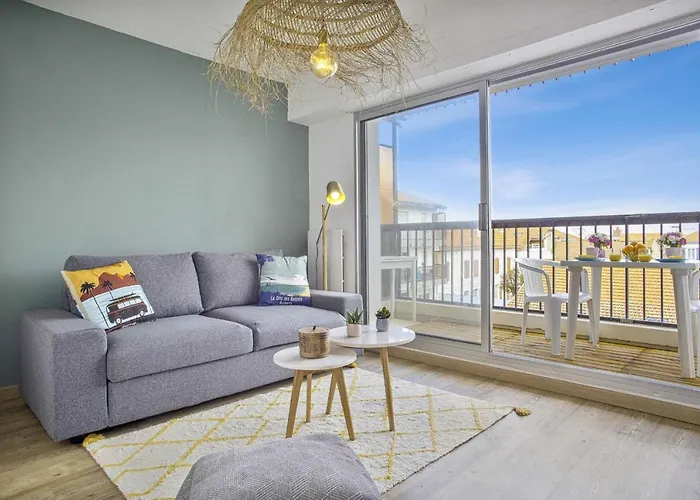 Leggia - Welkeys ビアリッツ